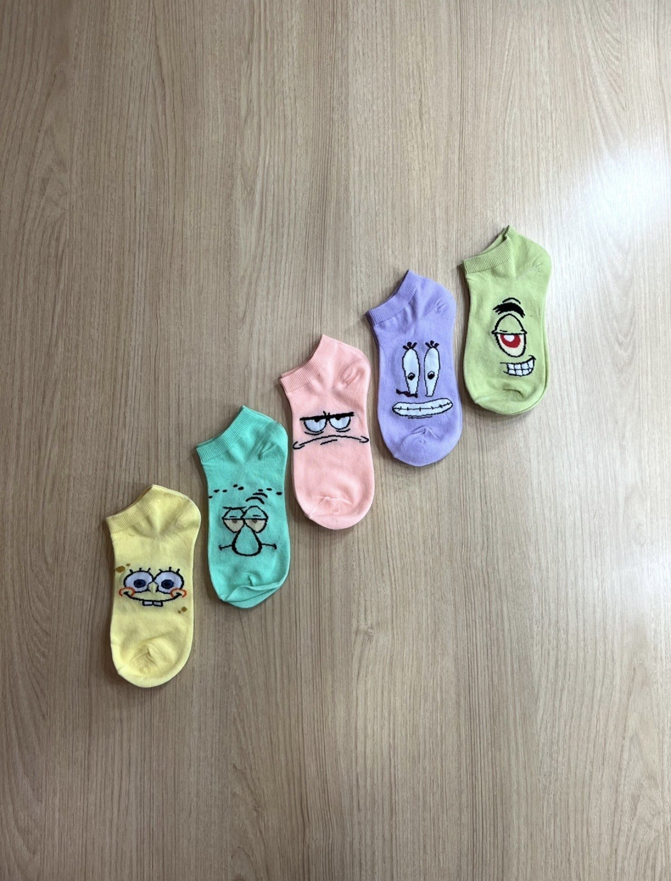 Meia soquete emojis 