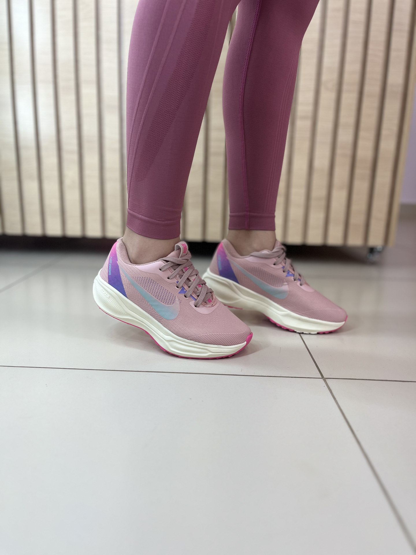 Tênis Nike Rosa bebê 