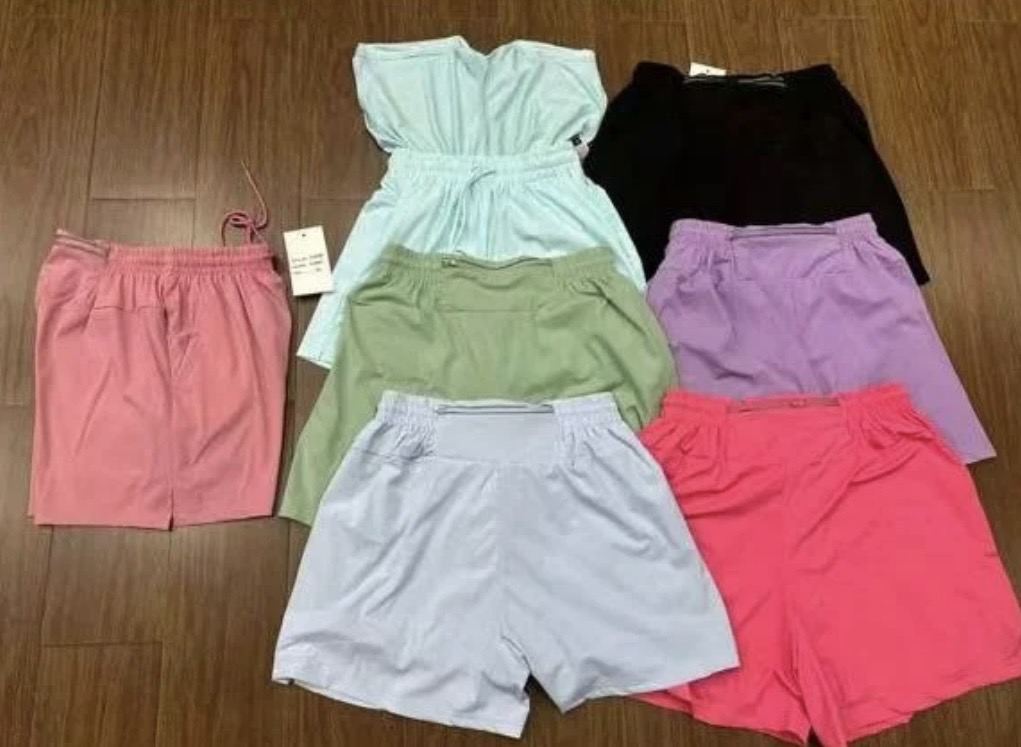 Short duplo importado c/ bolsos 